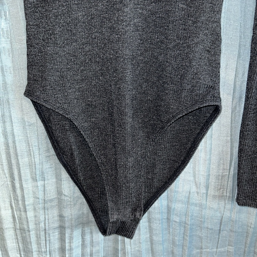 Topshop Ribbed Knit Bodysuit - Picture 4 of 5